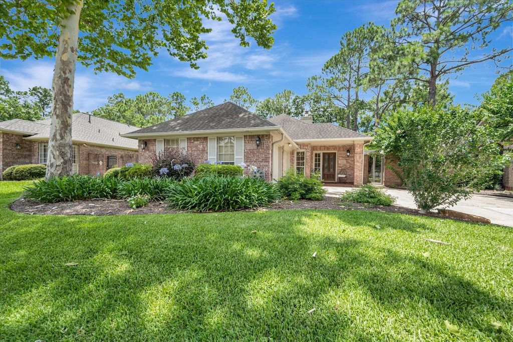 16007 Edgewood Drive, Pasadena, TX 77059