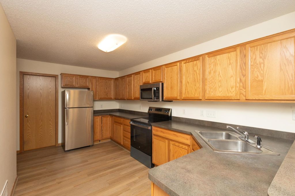 8944 Pheasant Lane, Saint Bonifacius, MN 55375 — photo 5