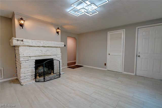 4942 Lear Nagle Road, North Ridgeville, OH 44039