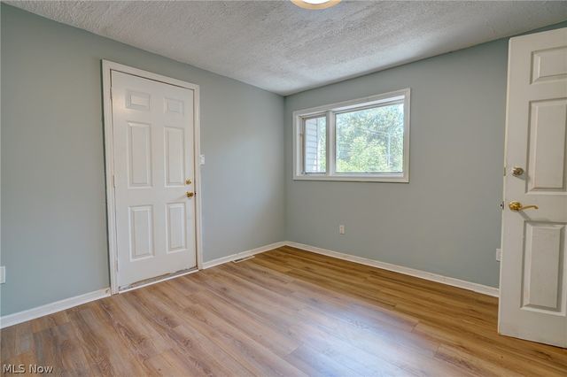 4942 Lear Nagle Road, North Ridgeville, OH 44039