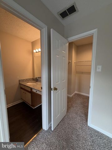 218 TUDOR DR, Winchester, VA 22603