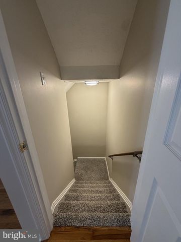 218 TUDOR DR, Winchester, VA 22603