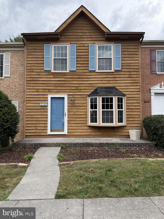 218 TUDOR DR, Winchester, VA 22603