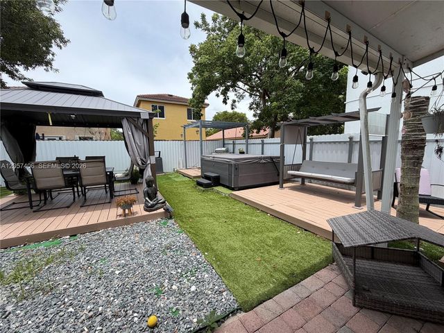 2021 SE 15th Street, Homestead, FL 33035