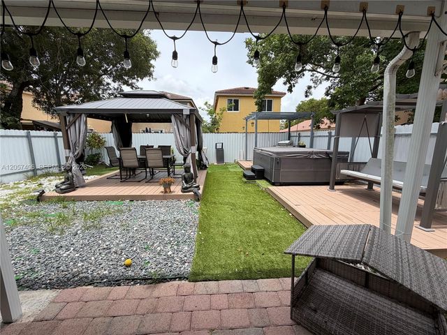 2021 SE 15th Street, Homestead, FL 33035