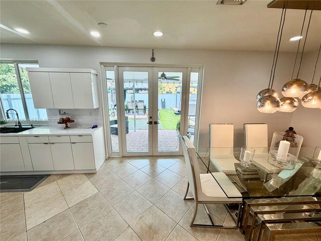 2021 SE 15th Street, Homestead, FL 33035