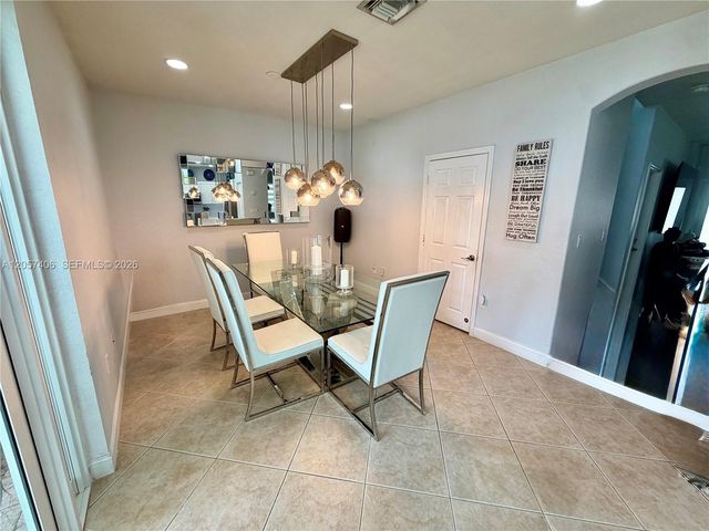 2021 SE 15th Street, Homestead, FL 33035
