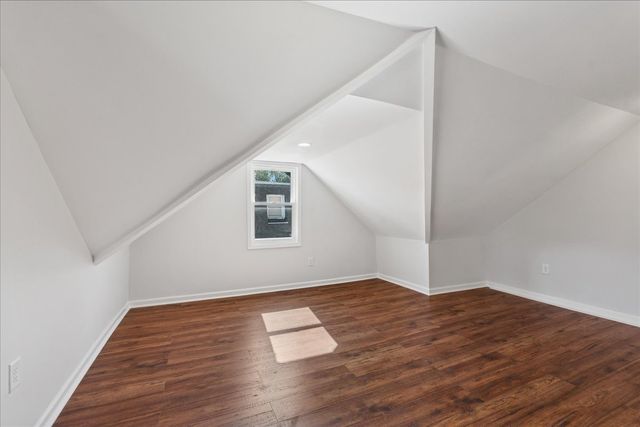 1015 Oakland Avenue, Joliet, IL 60435