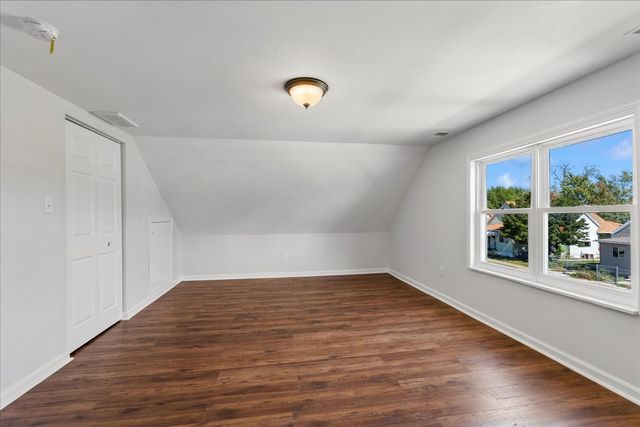 1015 Oakland Avenue, Joliet, IL 60435