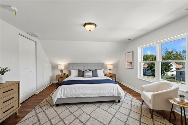 1015 Oakland Avenue, Joliet, IL 60435