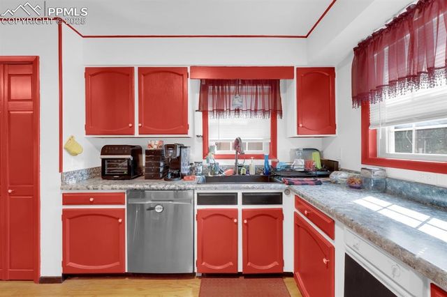 1892 Brookdale Drive, Colorado Springs, CO 80918