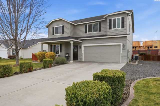 1664 Crab Apple Circle, West Richland, WA 99353