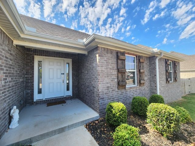 2891 S Cobalt Avenue, Fayetteville, AR 72701