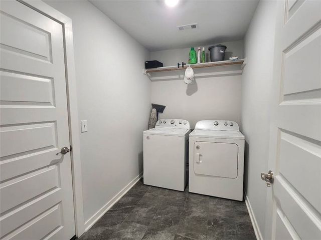 2891 S Cobalt Avenue, Fayetteville, AR 72701