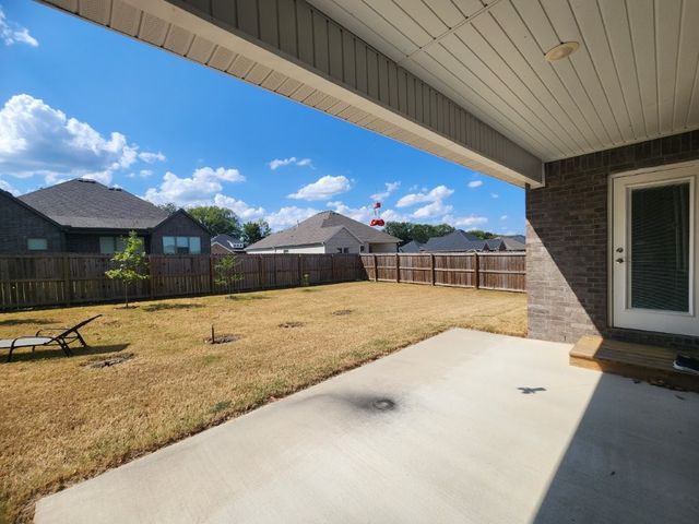 2891 S Cobalt Avenue, Fayetteville, AR 72701