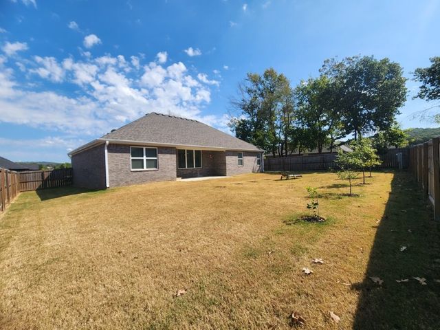 2891 S Cobalt Avenue, Fayetteville, AR 72701