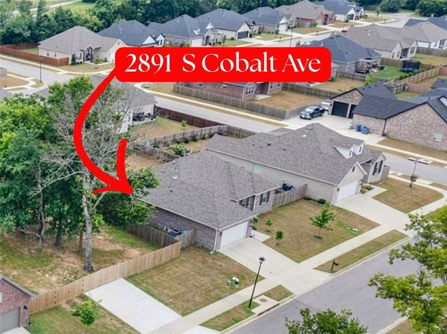 2891 S Cobalt Avenue, Fayetteville, AR 72701