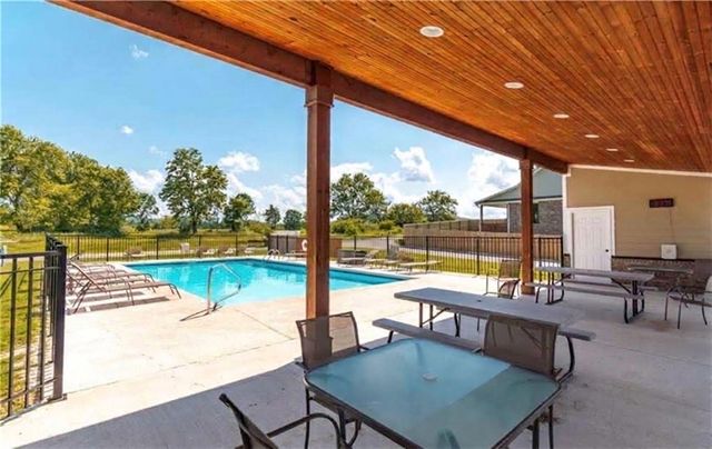 2891 S Cobalt Avenue, Fayetteville, AR 72701