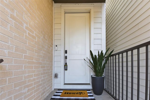 1243 W 23rd Street B, Houston, TX 77008