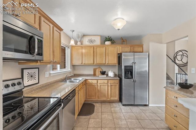 29 N Dartmouth Street, Colorado Springs, CO 80911