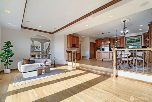4736 134th Place SE, Bellevue, WA 98006