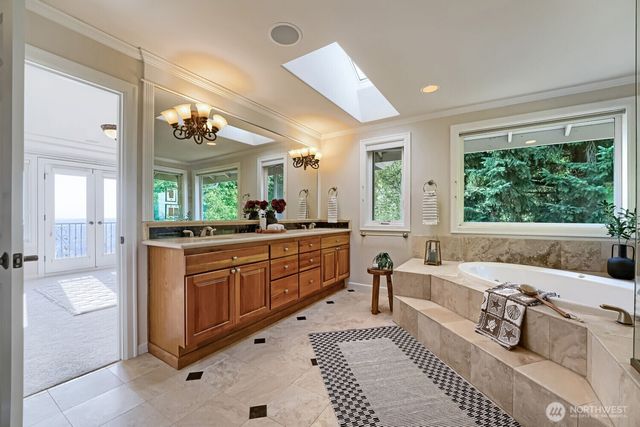 4736 134th Place SE, Bellevue, WA 98006