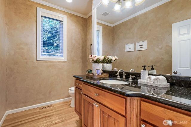 4736 134th Place SE, Bellevue, WA 98006