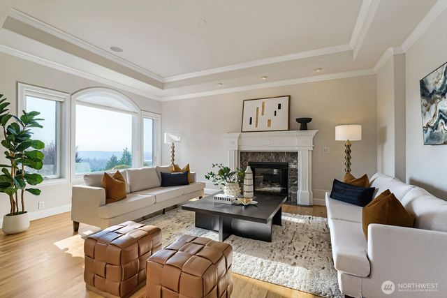 4736 134th Place SE, Bellevue, WA 98006
