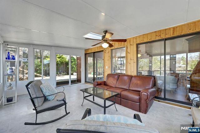 75 Witte Road, West Milford, NJ 07480