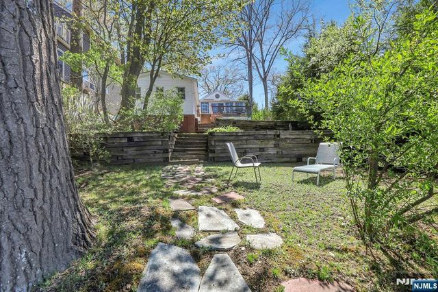 75 Witte Road, West Milford, NJ 07480