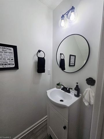 3650 Sunset Hollow Drive, High Point, NC 27265