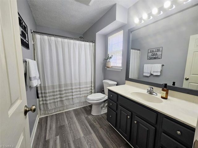 3650 Sunset Hollow Drive, High Point, NC 27265