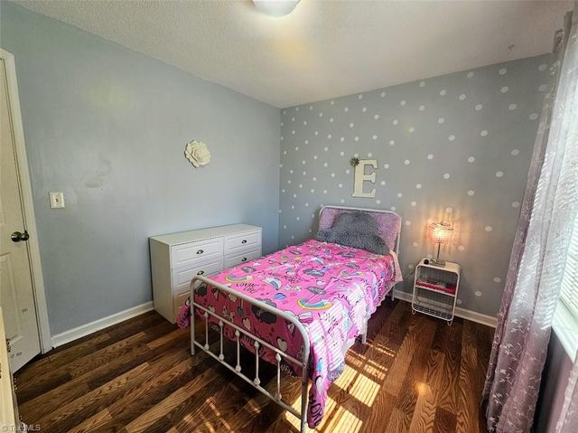 3650 Sunset Hollow Drive, High Point, NC 27265