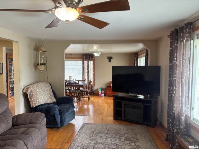102 W RIO Drive, Washington, IL 61571