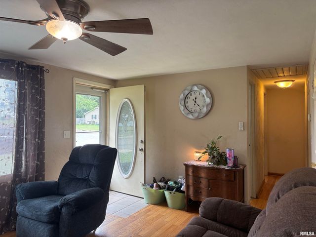 102 W RIO Drive, Washington, IL 61571