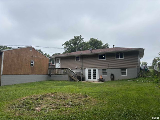 102 W RIO Drive, Washington, IL 61571
