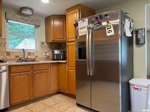 102 W RIO Drive, Washington, IL 61571