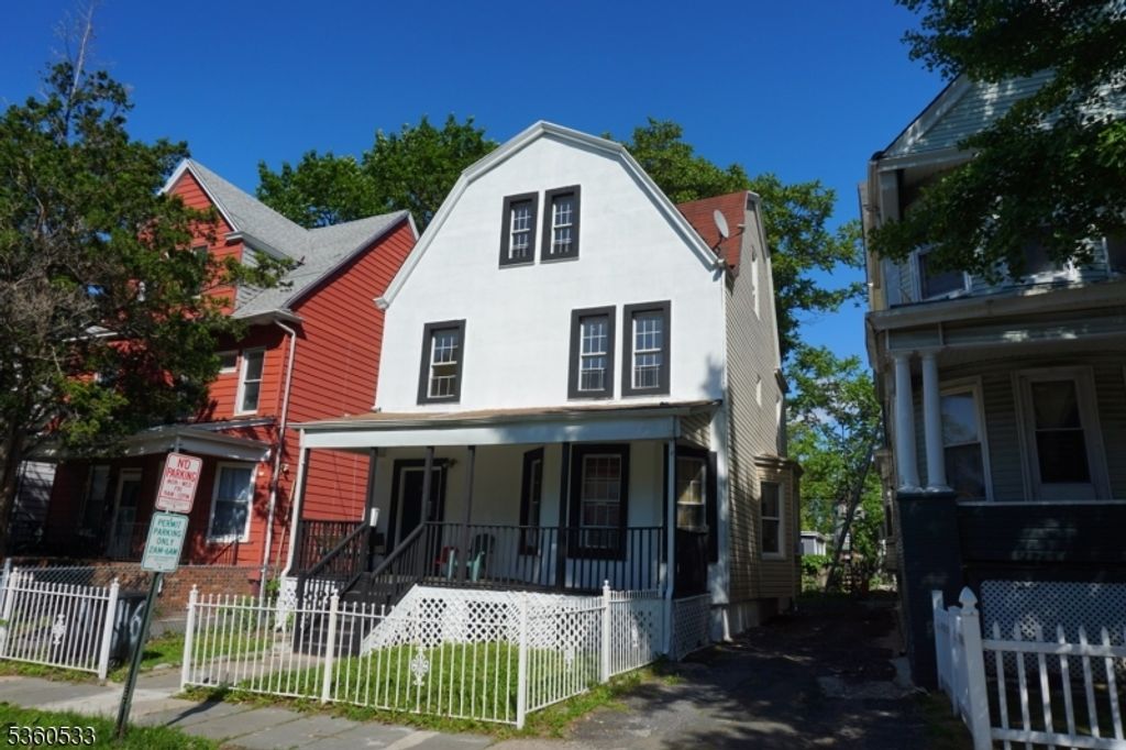 116 N 19Th St, East Orange City, NJ 07017