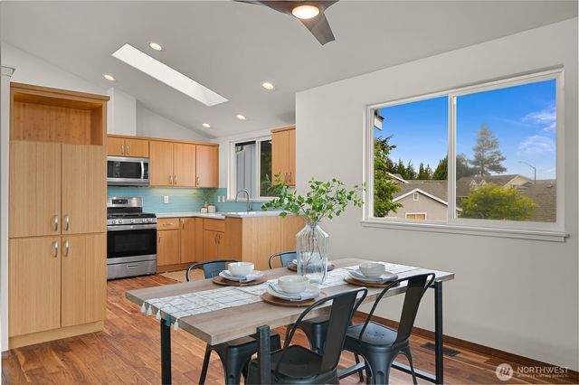 4410 San Juan Avenue, Anacortes, WA 98221