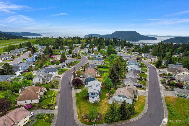 4410 San Juan Avenue, Anacortes, WA 98221