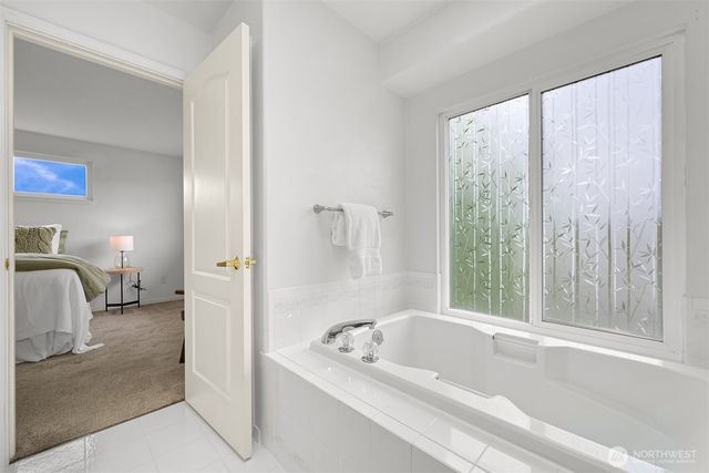 4410 San Juan Avenue, Anacortes, WA 98221