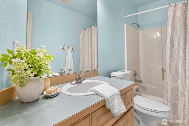 4410 San Juan Avenue, Anacortes, WA 98221