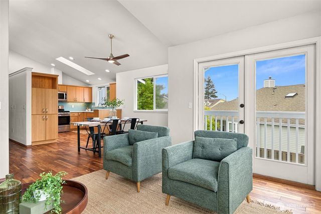 4410 San Juan Avenue, Anacortes, WA 98221
