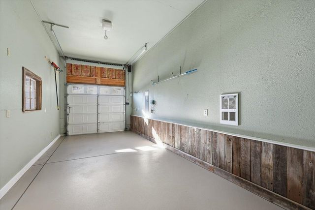 8505 E Broad Ln, Spokane, WA 99212