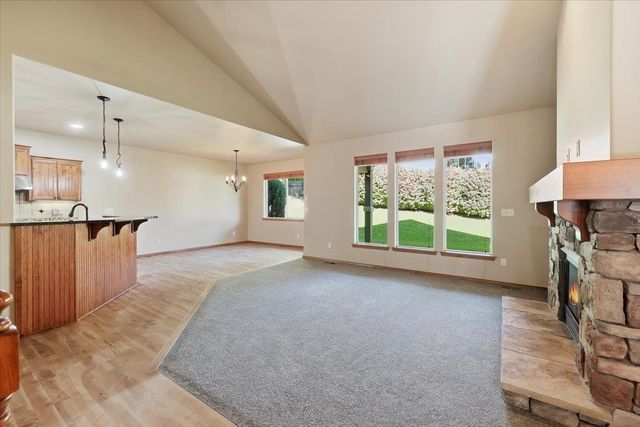 8505 E Broad Ln, Spokane, WA 99212