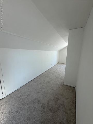 7612 Hazelton Street, Dearborn Heights, MI 48127