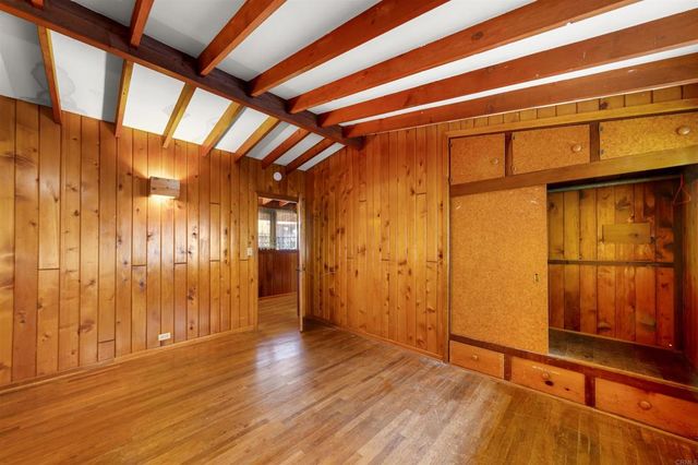 10111 Pinnacle Lane, La Mesa, CA 91941