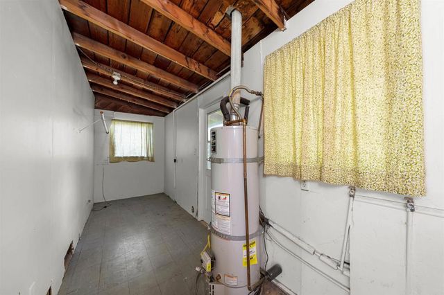 10111 Pinnacle Lane, La Mesa, CA 91941