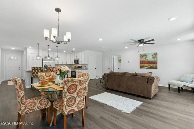 8222 FOXDALE Drive, Jacksonville, FL 32210