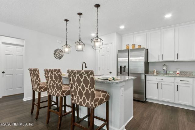 8222 FOXDALE Drive, Jacksonville, FL 32210